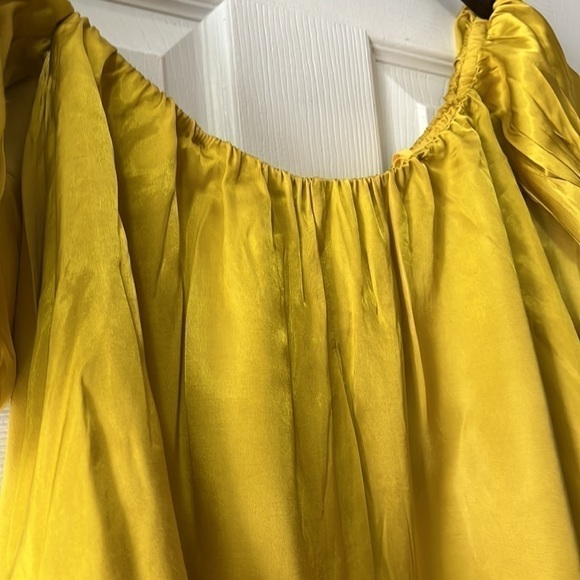 Urban Outfitters Mustard Satin Off-Shoulder Blouse Small - Picture 7 of 11